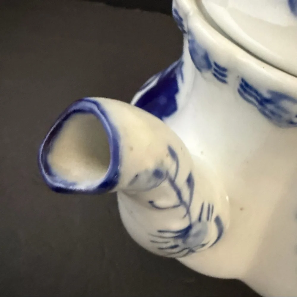Blue & White Floral Ceramic Teapot - Picture 5 of 16